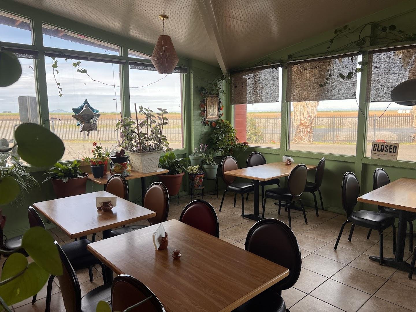 Tres Cazuelas Taqueria